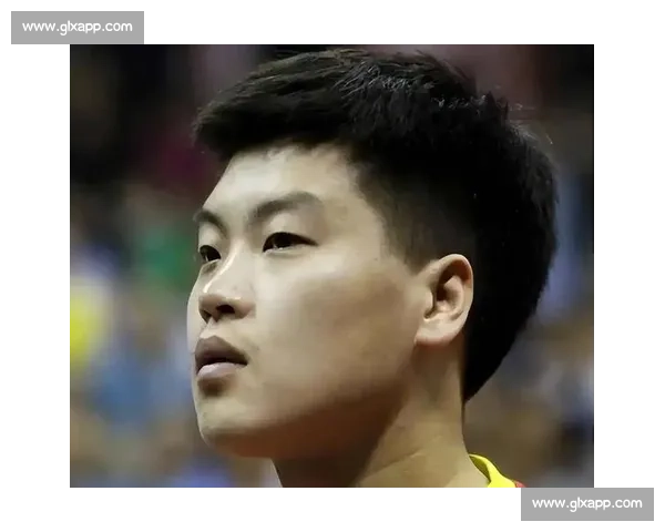 梅兹对阵郝帅放高球博弈揭示乒乓对拉节奏与心理较量技术细节与胜负走向